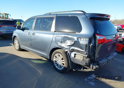 2015 Toyota Sienna Xle Premium 8 Passenger из США, поврежденный, VIN 5TDYK3DCXFS675198